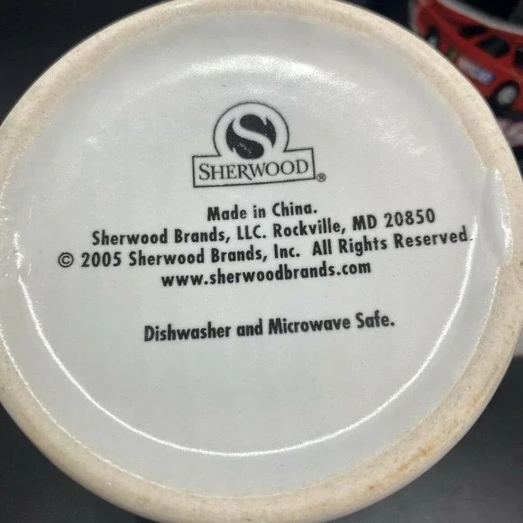 2 NASCAR Mugs Coffee Cups Sherwood Collectibles 2005 Set of 2 Racing Cars Logo - Picture 2 of 7